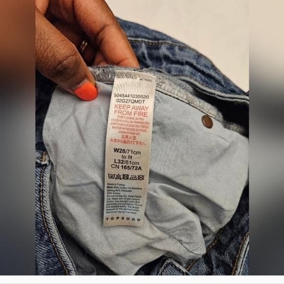 Topshop Cut Off Crops Straight Leg. Ripped. Blue. Size Waist 28 - Picture 10 of 14